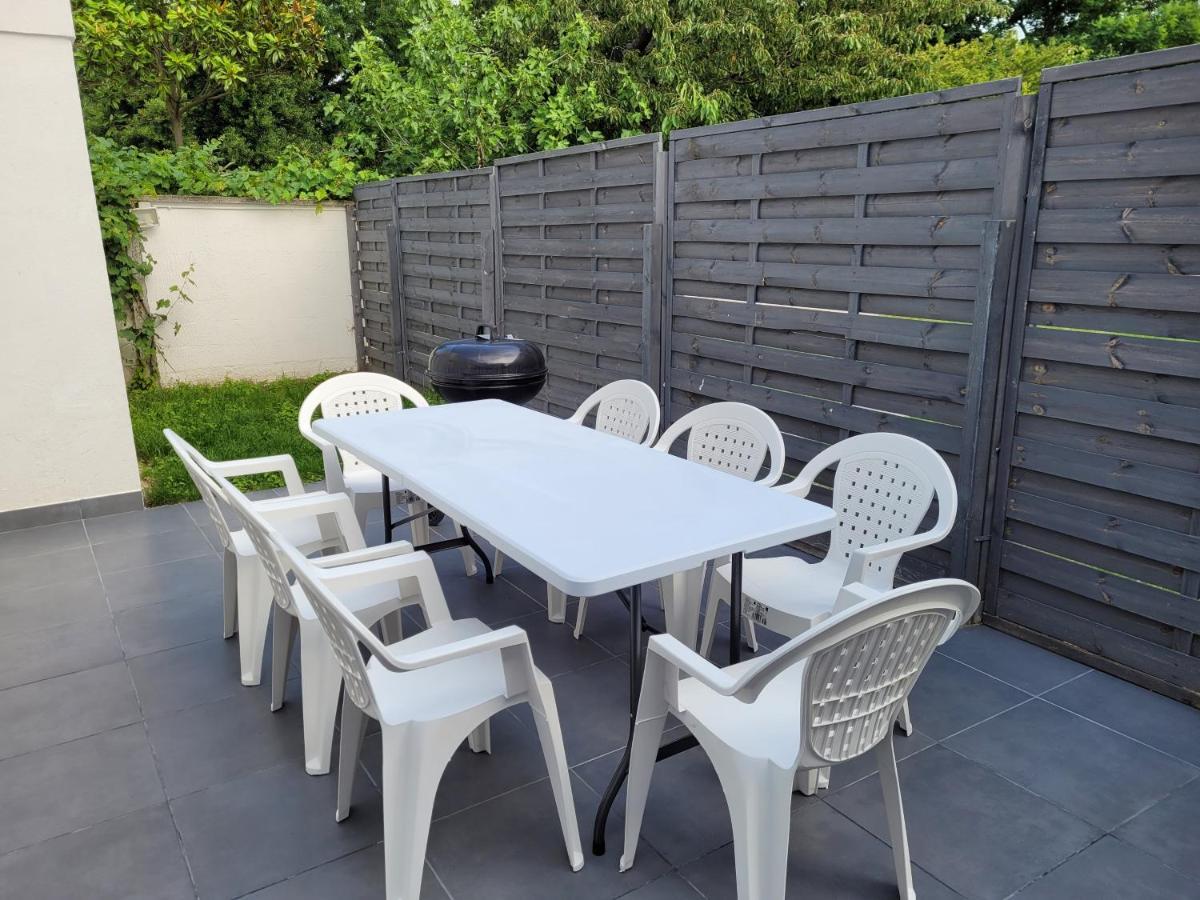 100M2 2 Chambres 8 Personnes - Grand Parking Et Terrasse Privee - Proche Cdg-Parc Expositions-Paris-Asterix-Disney Villepinte (Seine-Saint-Denis) Exterior foto
